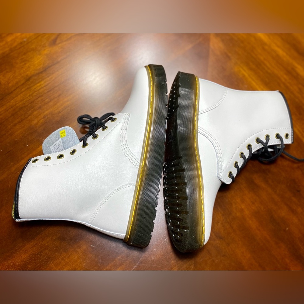 DR. MARTENS White Zavala Boots - Picture 13 of 15